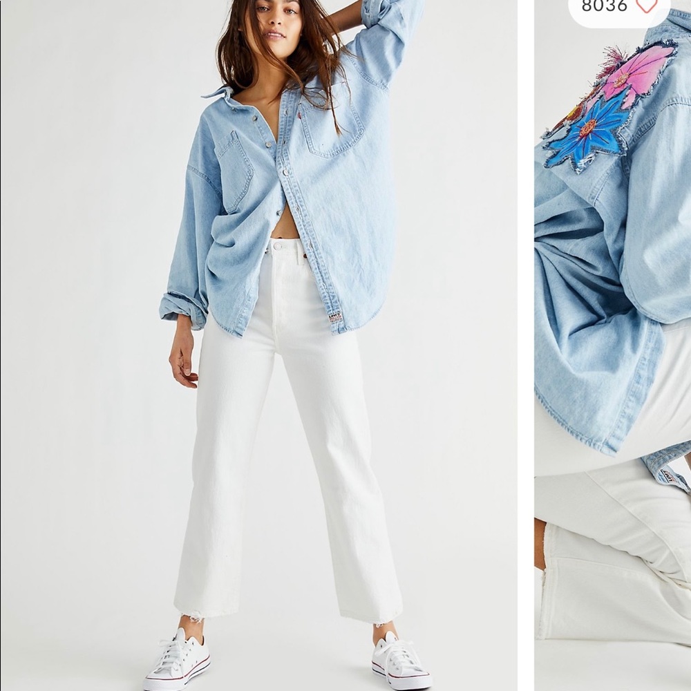 Levis Ribcage In white (Cloud Over)